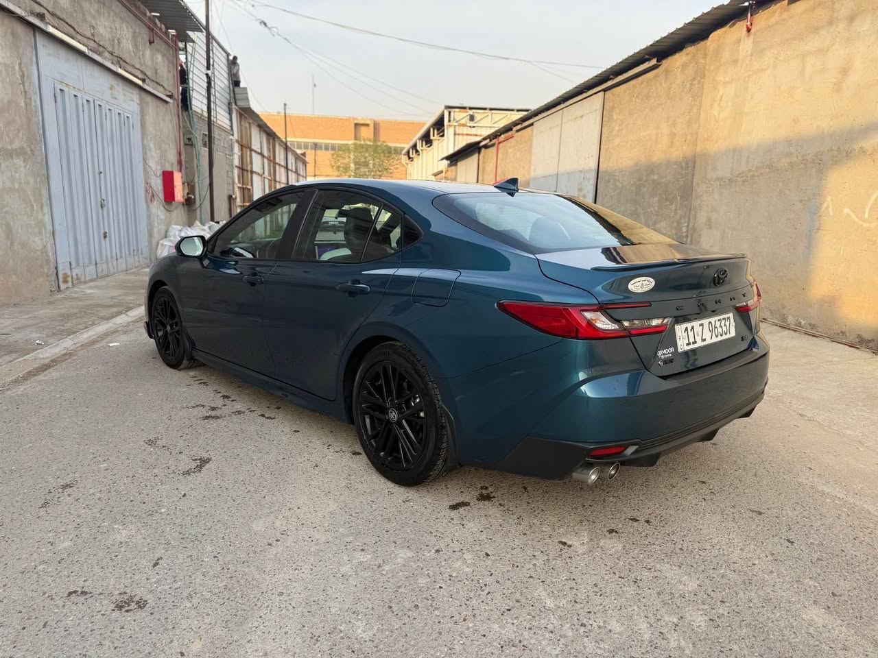 سلام عليكم 
تويوتا كامري هايبرد موديل 2025 الشكل الجديد 
عداد 11 الف ميل فقط قابل للزيادة
اللون الخارجي زيتوني مميز
 الصنف : SE
وارد امريكي بطارية ليثيوم 
بطارية ليثيوم
شاشة كبيرة Apple CarPlay & android auto
كاميرا خلفية متعددة الابعاد
• كراسي جلد كهرباء تبريد 
تدفئة كراسي
تدفئة استيرنج 
رادار امامي
مانع تصادم PCS  
مساد تحديد المسار —— LDA
‏BSM —— نظام النقطة العمياء
‏PDA —— مساعد القيادة التفاعلي
‏RCTA —— رادارات خلفية
‏SEA —— نظام الخروج الآمن 
‏RSA —— قراءة لوحات الطريق
مثبت سرعه تفاعلي —— ACM
‏AUTO PILOT —— سائق ذاتي 
مانع انغلاق العجلات —— ABS
‏TCS —— مانع الانزلاق 
بصمة أبواب + دخول ذكي
شاحن وايرلس
هندبريك كهرباء
نظام صوتي مميز
حساسات ضغط الهواء في الإطارات
حساسات دخول الإنفاق
🚨⚠️صور الحادث بلمنشور
ايرباك ستيرنك فقط
لمزيد من المعلومات الرجاء 
صبغ جاملغ وبنيد بدون دواخل 
سعر 198$
الاتصال على
***********
*********** بغداد, العراق
