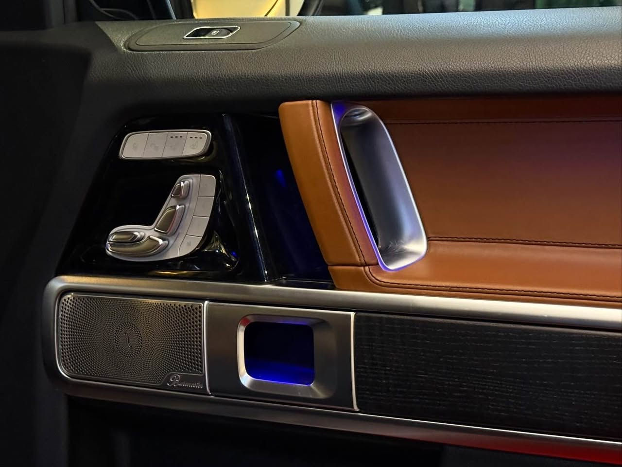 ⁨ ⁨ ⁨ ⁨ ⁨ ⁨ كوردى / عربي
درووستکراوی : Mercedes-Benz
مۆدێل: Gclass G500 
ساڵ :٢٠١٩
بزوێنەر :V8
بگۆری بزوێنه‌ر : AUTOMATIC
سوتەمەنی : بنزين
دۆخ :المانى
ماوەی رۆشتوو : 95Km
ـــــــــــــــــــــــــــــــــــــــــــــ
النوع : Mercedes-Benz
الموديل : Gclass G500 
سنة الصنع : ٢٠١٩
المحرك : V8
ناقل الحركة : AUTOMATIC
نوع الوقود : بنزين
الحالة :المانى
عدد الأميال :95Km
‌‌‏ Zauto
‌‌‌‌‌‎📱 للاستفسار يسعدنا تواصلكم معنا على الأرقام التالية
‌‌‌‌‌‎📱بۆ زانیاریی زیاتر خۆشحال دەبین بە پەیوەندیتان بە ژمارەکانی
***********
***********⁩⁩⁩ أربيل, العراق
