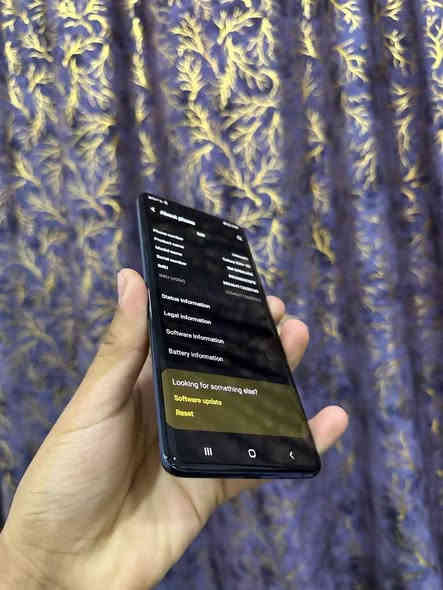 كلكسي اس 20بلاس كله شغال ولا داخل تصليح بس فطر بل ضهر فقط وشبهه النقطه فوك لا تكبر ولاشي انطي ضمان ذاكرة، 128 عشوائيه 8+8.يشغل بوبجي 90فريم حقيقي جهاز يخبل   مابي اي خلل كله شغال شحن تصال فول بيع او مراوس سعر 170.شراي تصل ***********. بغداد
