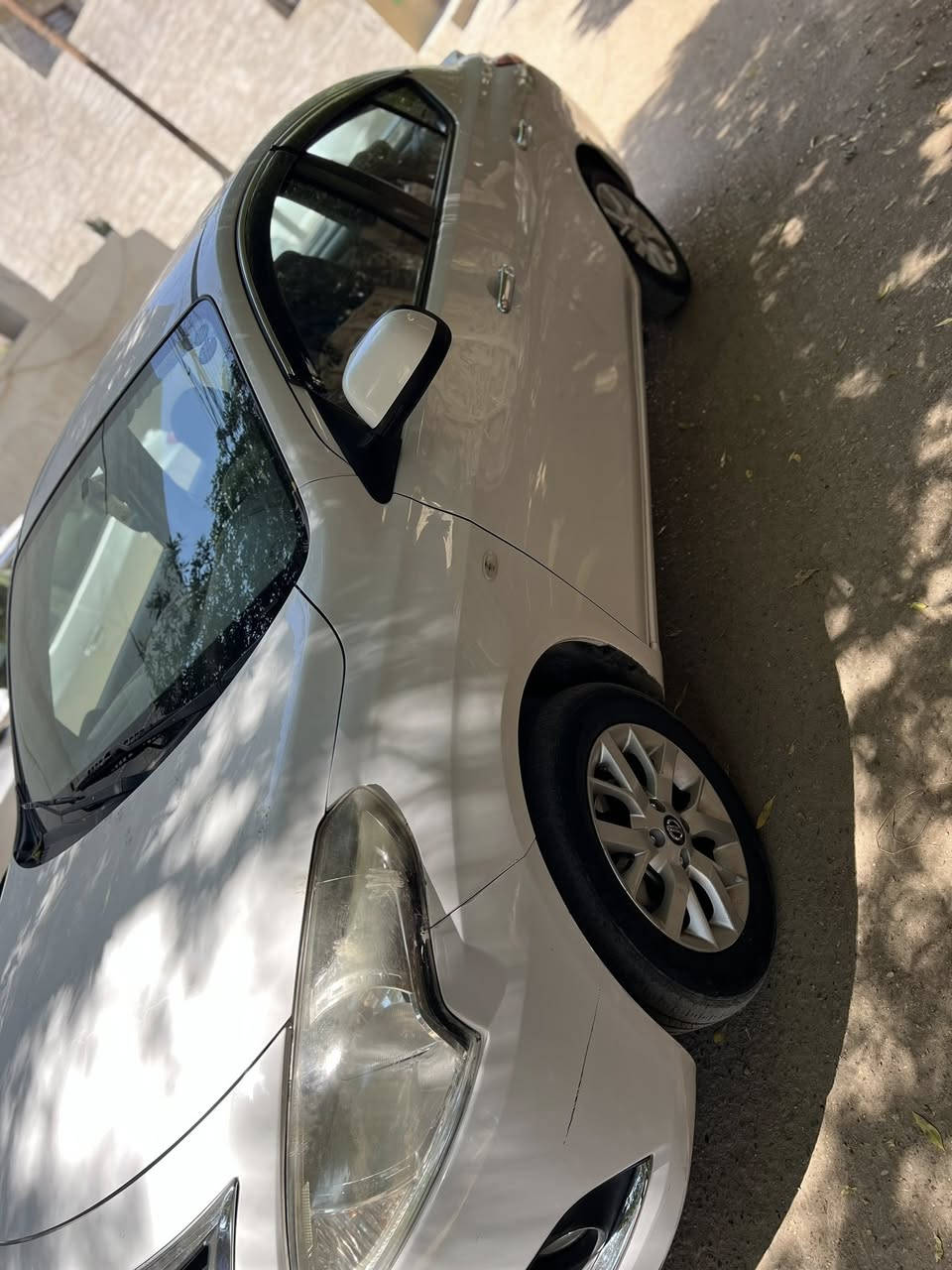 سلام عليكم نيسان سني مديل 2020 رقم سليمانية إنكليزي 
مداور ثاني يوم تبريد ثلج تدفئه السيارة فول 
قطعتين تبريد جام امامي خلفي كهرباء 
تخم تاير جديد صار شهري مخلي بيها 
صدر امامي خلفي جديد السياره بيها 
حالوب بال قماره وبال بنيد قليل 
وبيها صبغ جاملوغ امامي 
بدون دواخل السعر 100 وبيها 
مجال شويه مكاني صلاح الدين قضاء بلد 
الاستفسار اتصل ***********
