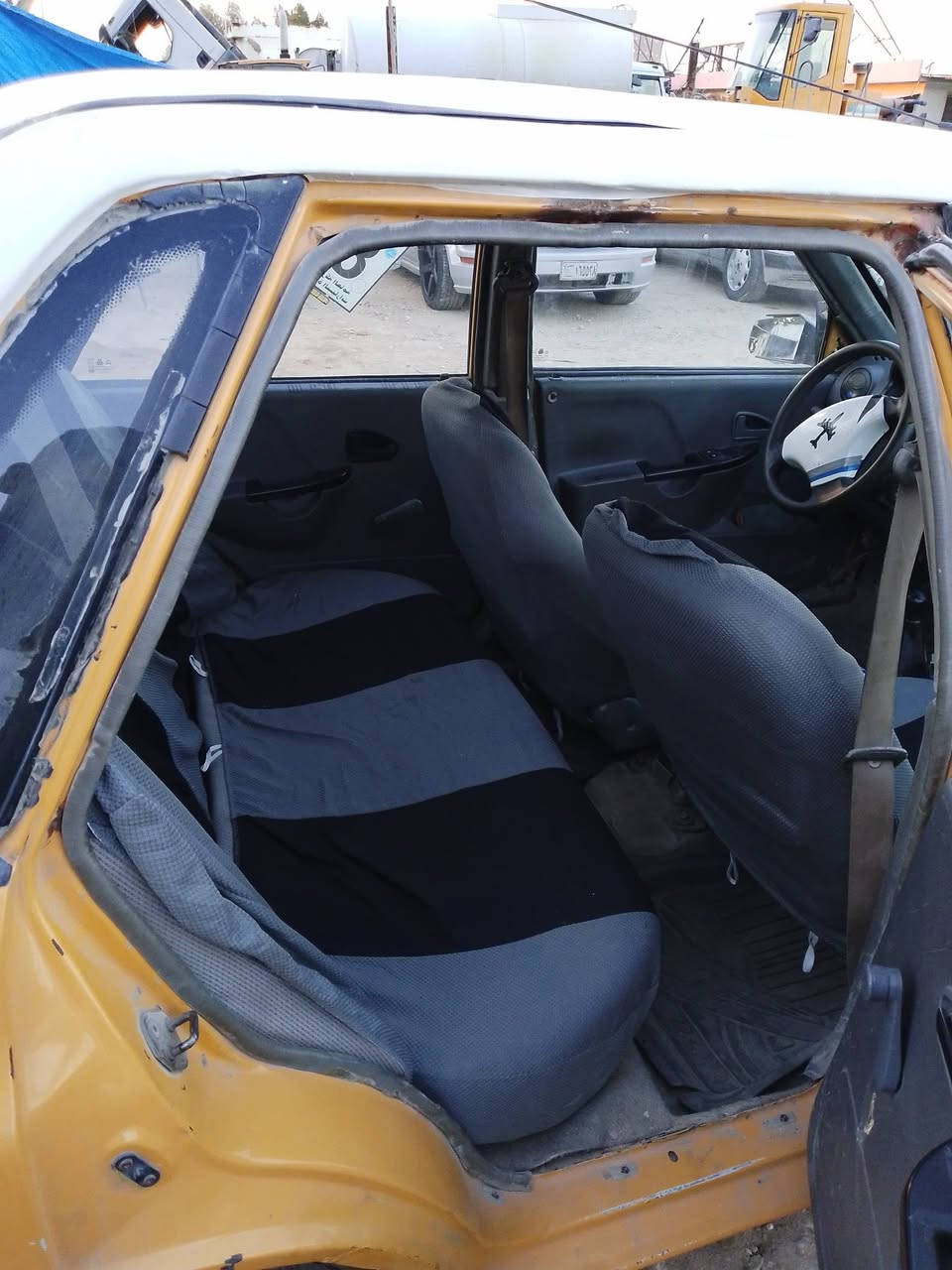 سلام عليكم
من رخصة الادمن 
سايبه صفره للبيع موديل 2012 رقم كربلاء ألماني مداور شوكت مايعجبك سيارة بيه ضربة بالبچم بس ماواصله للشاصي وشرط الفحص ومحركه بيه خيط تبخير والكير جديد التايرات الخلفية نص عمر و الأمامي جدد مكاني كربلاء سعر السيارة 25 ورقة مطلوبة 3 ورقات هيئة وغرامة تنزل من سعر السيارة ف يصير سعره 22 ورقة وبيه مجال للطيبين 
رقم الهاتف: *********** حسنين
