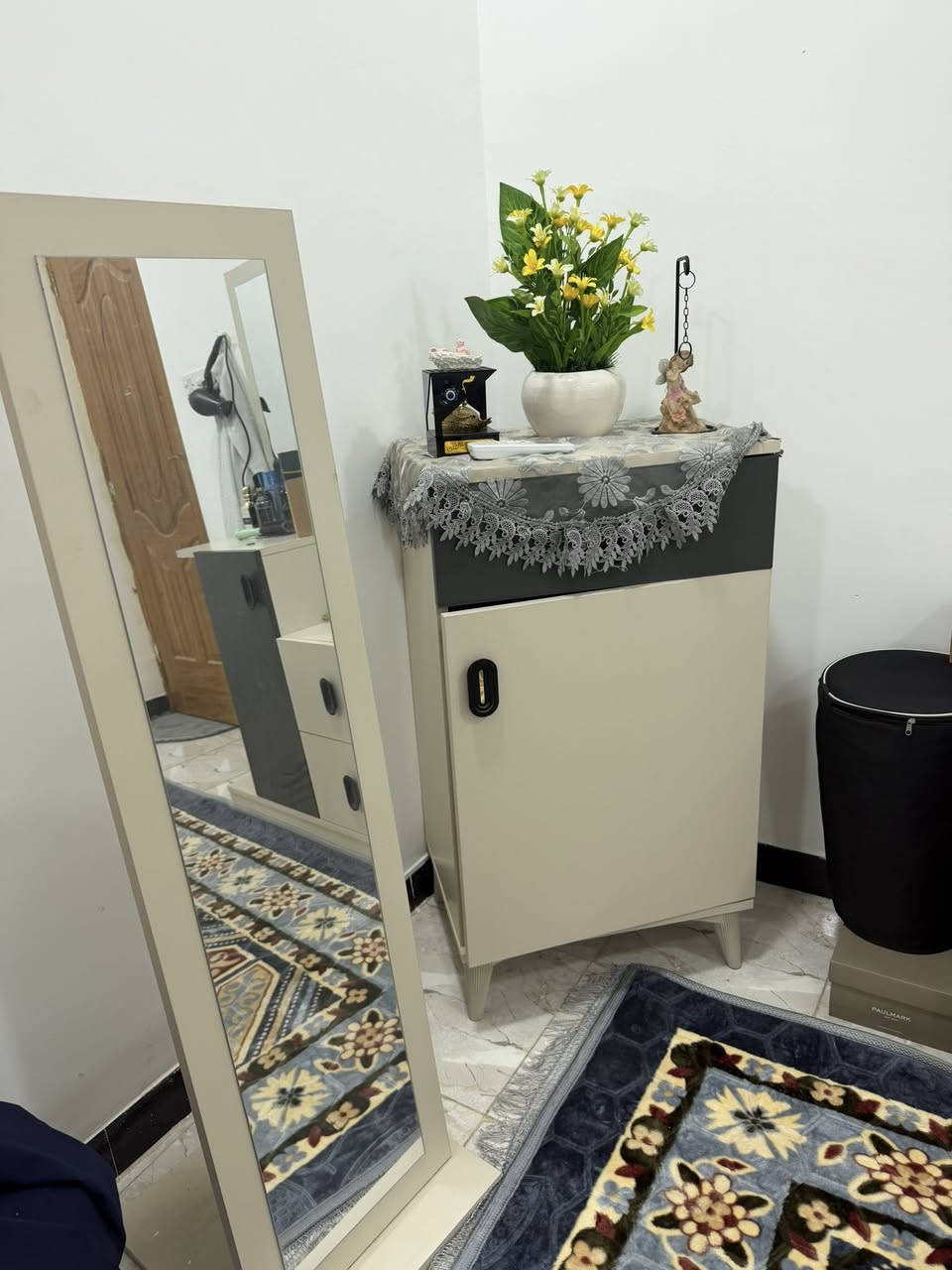 غرفه مستعمله للبيع ستعمال قليل
القطع 10
النضافه %95
السعر 950


**إذا كنت صاحب هذا الإعلان وتريد حذفه لأي سبب، رجاءا أرسل رسالة إلى الدعم الفني**