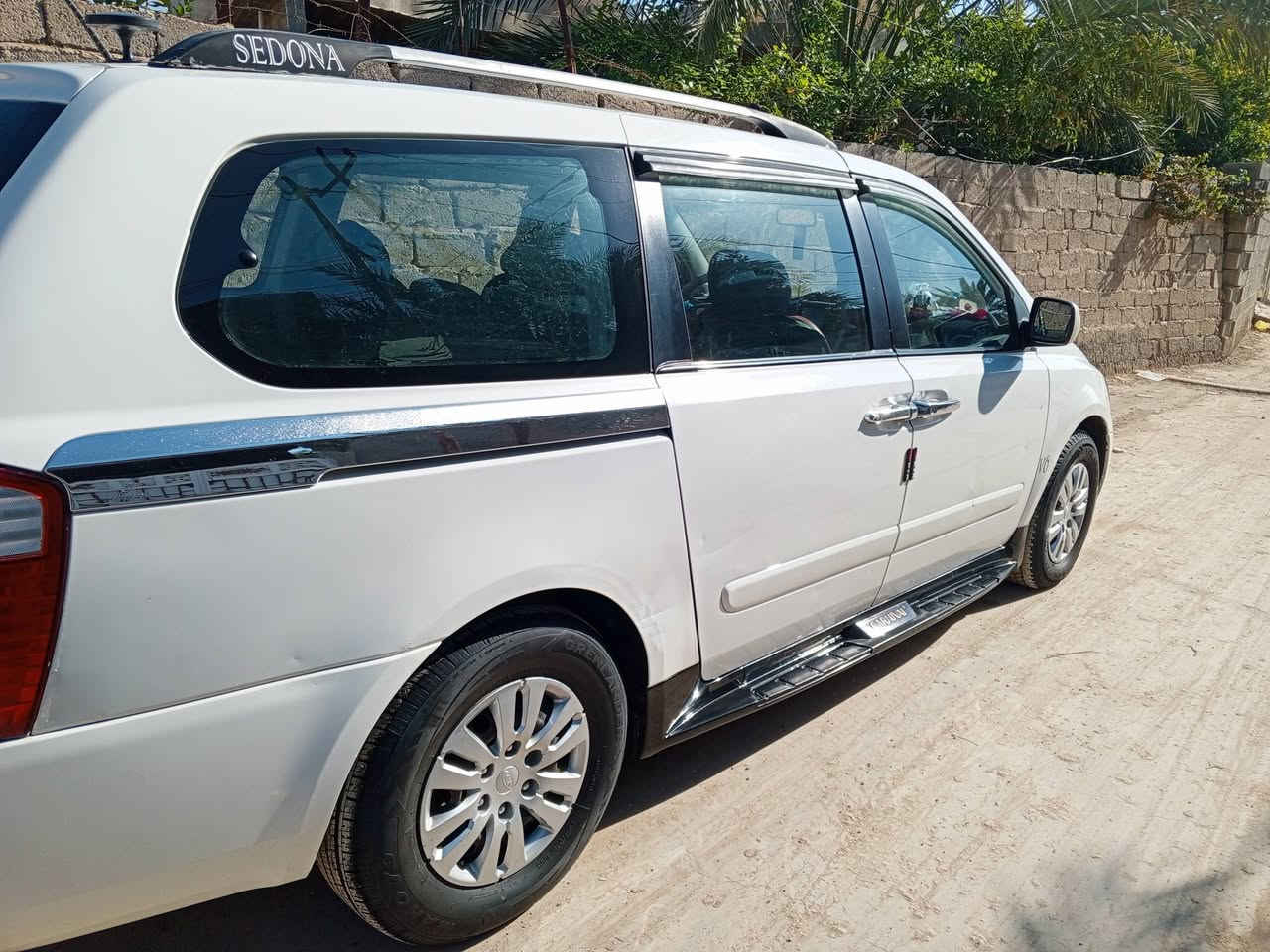 السلام عليكم كيا سيدونا 2009للبيع حادثه جاملغ امامي وباب سايق  حداديه صدر مكينه كير  مكفولات رقم ديالى مشروع وطني  للستفسار الاتصال على الرقم  *********** السعر 133وبيها مجال حك جيتك
