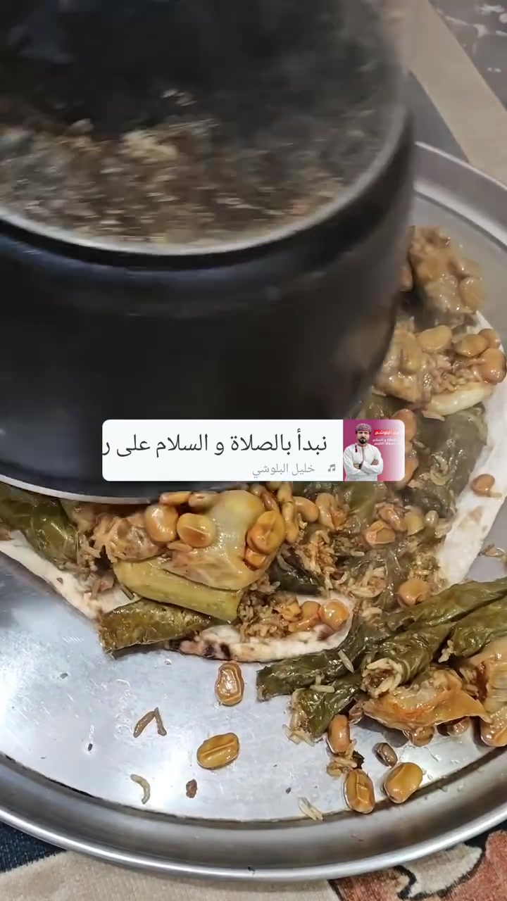 نوفر لكم اليوم ألذ وأشهى الأكلات المطبوخة بكل حب ونظافة تامة:
✨ منيو اليوم:
🍀 ورق عنب حامض حلو بدبس الرمان: دايب ذوبان، والجمعة ما تكمل بدونه.
🌶️ دولمة عراقية أصلية: "لسعة" حرورة خفيفة، حموضة تضبط المزاج، ومحشية على أبوها.
🥩 مندي لحم بلدي: اللحم ترف ومستوي ومفصفص، مع الرز النثري النكهة المدخنة الفاخرة.
💡 ليش تختارون من عندنا؟
✔️ لحم بلدي فريش 100%.
✔️ الخضار مغسول ومعقم بدقة.
✔️ الطبخ بزيوت ونكهات منزلية أصلية (مو شغل تجاري).
📞 للطلب والاستفسار:
تواصلوا معنا عبر رسائل الصفحة 📩
أو واتساب على الرقم:[***********]
🚗 يوجد توصيل سريع وحار 
(ملاحظة: يفضل الطلب قبل بـ [ يوم الحجز او قبل ٣ساعات] لضمان وصول الأكل فريش وحار)
