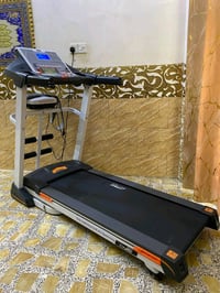 جهاز جري جبلي يتحمل وزن 160ك نضيف كله شغال واستخدامه قليل مسموح للفحص ...