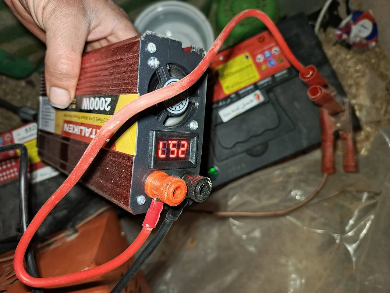 للبيع عاكسه كهرباء 2000W تستخدم اناره لبيت كامرات لمفاقس  ب35بيه مجال
***********
