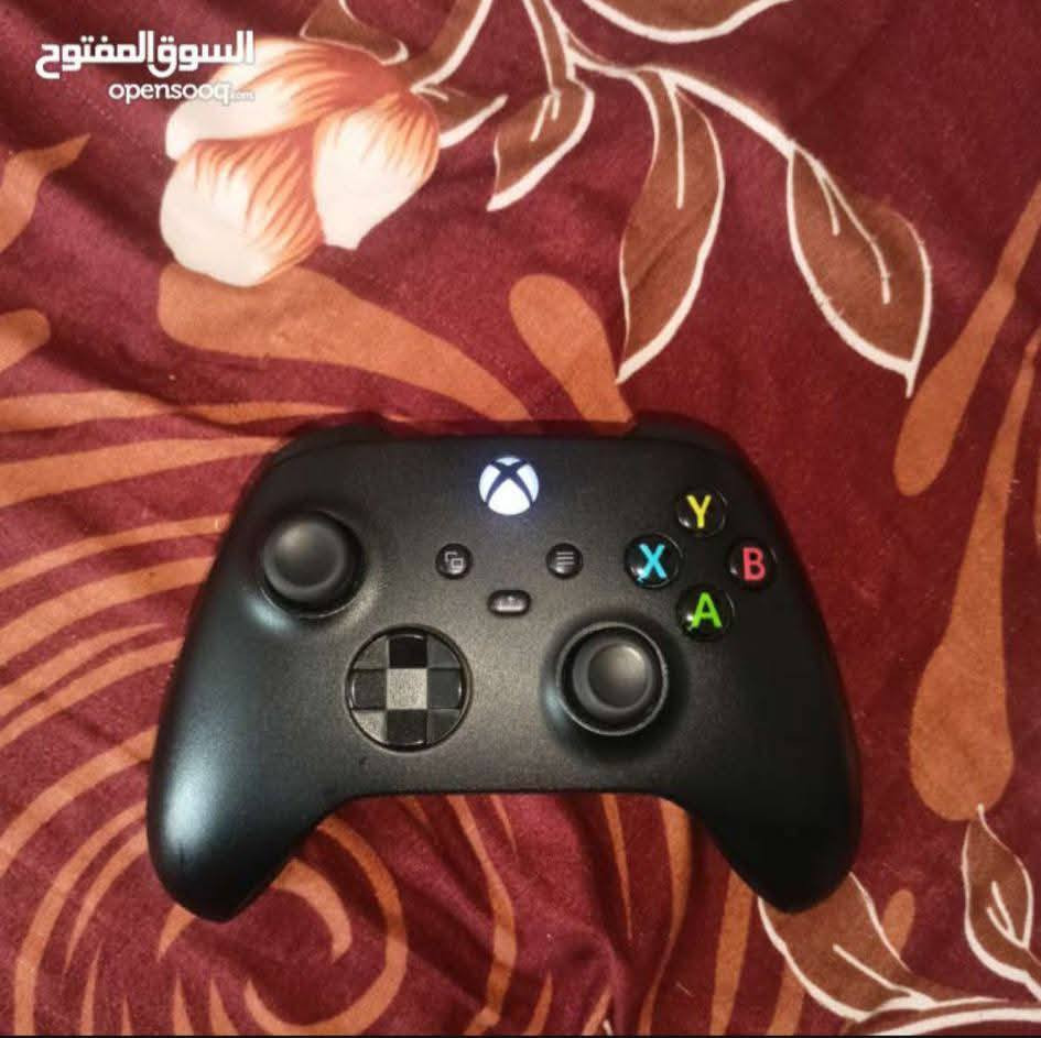 اكس بوكس وان
ملحقات كامله
وياه يده مال سيرس 
وا يو بي اس نضيف ما مستعمل هواي 
السعر 160


**إذا كنت صاحب هذا الإعلان وتريد حذفه لأي سبب، رجاءا أرسل رسالة إلى الدعم الفني**