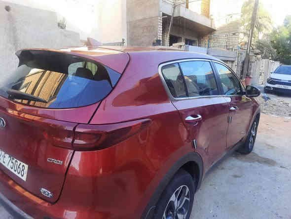 سلام عليكم
سبورتج 2020 امريكي محرك 2400 جي دي اي مكفوله من الضربه والتبديل والصبغ حادثها سرقة ابواب كما مرفق في الصور سياره بصمه فور ويل مانع منحدرات انضمة القياده اي كو نورمل سبورت وبقية المواصفات المعروفه بل السبورتج 
للستفسار ***********
العنوان بغداد
السعر  ١٧٠
ملاحظه الابواب ليبل واحد نفسهن راجعات
