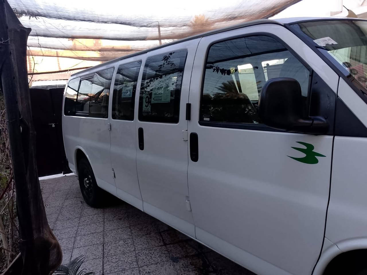 السلام عليكم من رخصت الادمن سيارة سفانة 2000اباسمي شرط التحويل امصفرة هيئة وغرامة رقمهة نينوة  السيارة كاملة مابيهة اي نواقص كير مكينة صدر كلة جديد السيارة ابلادية بيهة بنيد صبغ وجاملغ باتري جديد تايرات جدد السعر 70 ورقة وبيهة مجال للطيبين مكان السيارة بغداد البياع
***********
***********
