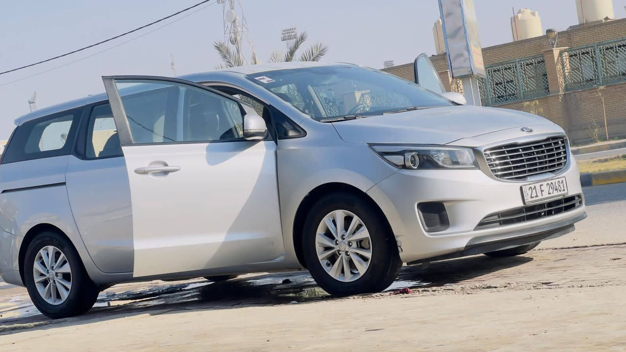 سيدونا موديل 2016 بسمي سليمانيه سياره جديده 8 راكب ضربته مرفقه بالمنشور مكينه وگير وحداديه وتبريد عل شرط  بيه چاملغ امبدل بالعراق السعر 188وبيه مجال الاتصال ***********
