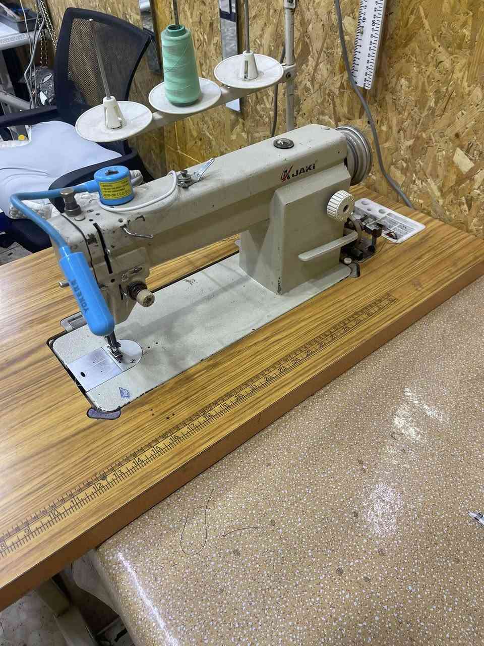 مكينه صناعي شغاله تخيط كل انواع الاقمشه السعر على رقم الوتساب ***********
