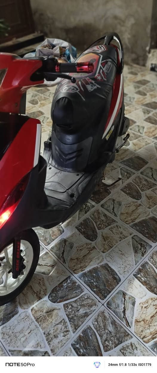 📍بيع مستعجل 

للبيع دراجة ماكس عدلة موديل ٢٠٠٦ شغاله سلف وهندر نظيفة كلش مزود رياضي فقط الصالنصة من يم الشيال شوي بيها كسر قليل كلش السعر ٤٥٠ وبيها مجال مكاني ديالى شهربان الشراي يتصل *********** واتساب 
رقم الثاني *********** 
والخاص ايضا موجود
