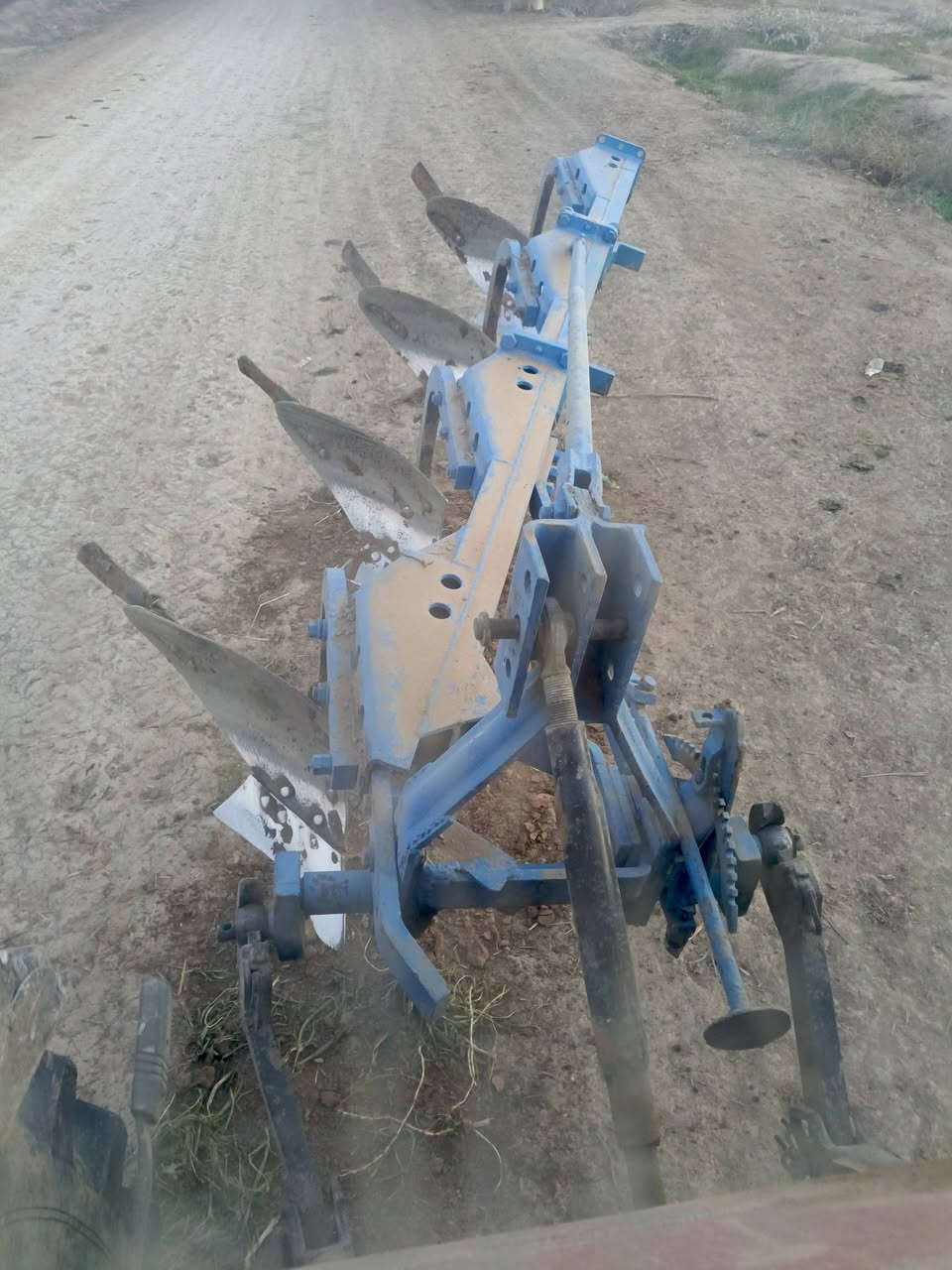 سلام عليكم فدان أبو طير مكفول البيع 
اتصل ***********
