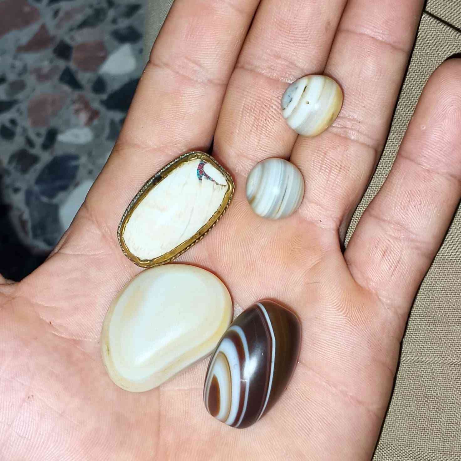 السلام عليكم للبيع شلع قيم وأخذ الشراي خاص
مكاني بغداد المعامل


**إذا كنت صاحب هذا الإعلان وتريد حذفه لأي سبب، رجاءا أرسل رسالة إلى الدعم الفني**