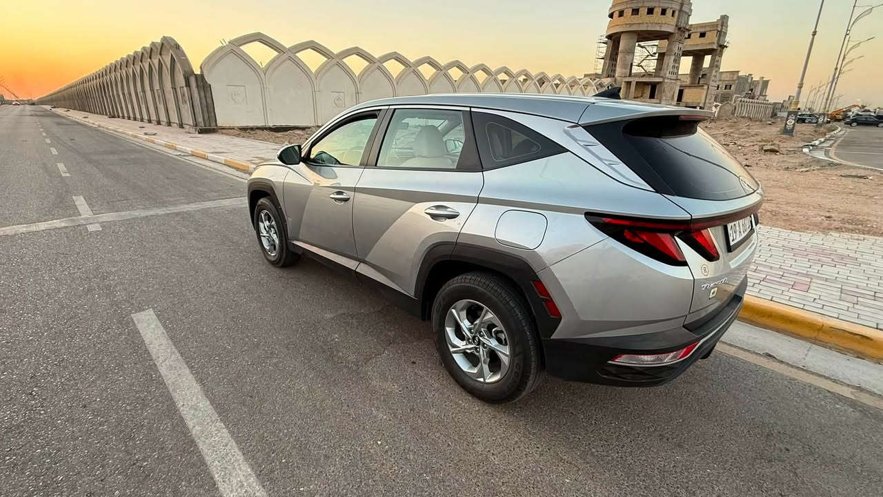 توسان 2023 سونار مرفق وياها ماشيه 75الف كيلو مو ميل حادثها جاملغ مبدل والبنيد صبغ وبيها بارد بالباب سعرها 167وبيها مجال رقم كربلاء ***********

