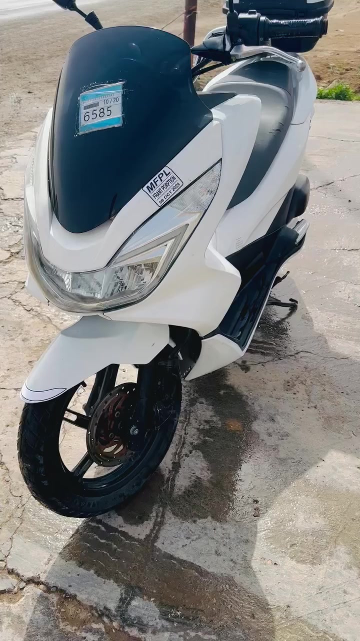 دراجه بي سي اكس جيل ثاني ماليزي كلش نضيفه وكلشي شغال بيها نكره سعرها 1450 وبيها مجال او مراوس بجيل ثالث وفرق بغداد الحسينيه المعامل فقط الشراي يتصل رجأن المو شراي لا يتعبني ***********
