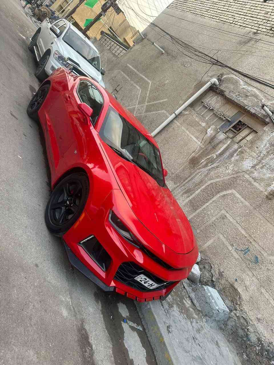 شوفر كمارو   
موديل , 2020
محرك ٦ سلندر ٣٦٠٠ نظيف جدا  
شاشه كبيره   ماشية ٦٣ 
كاميرا خلفيه 
سستم صوت 
كشنات كهرباء  
كير اوتو نظيف  
بجم زنون 
لايتات عدسه 

عليها إضافات :
بجم اس اس 
لايتات حاجب 
عدسات
دفيوزر زت ون 
بك لايت مميز جدا ليد 
صورة حادث بال منشور   بدون ضربه وبدون دواخل 

السياره حلوه  بالحقيقه احلى من الصور ترايها كلش حلو

رقمً  إنكليزي سنويه جديده وهزه جديده   .
مكاني بغداد 

السعر  ((118 ورقه ))   .

***********
