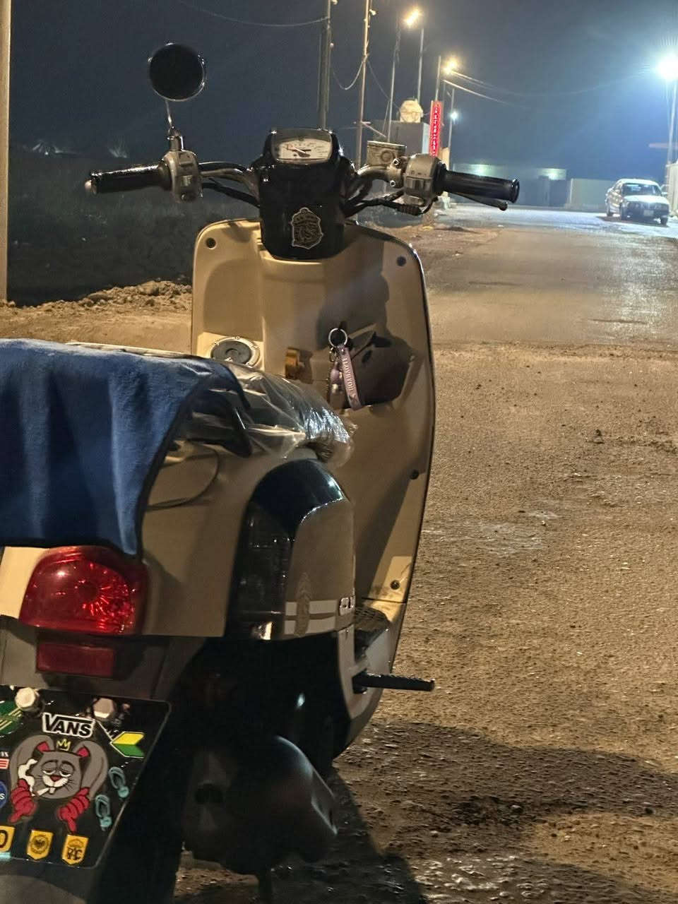 بوليس ياباني للبيع
مامفتوح برغي بيهه وشرط الفحص
مكفوله من كلشي
سلف هندر اشاير دبلات
كلشي بيهه شغال

المكان الدغاره السعر خاص
***********
