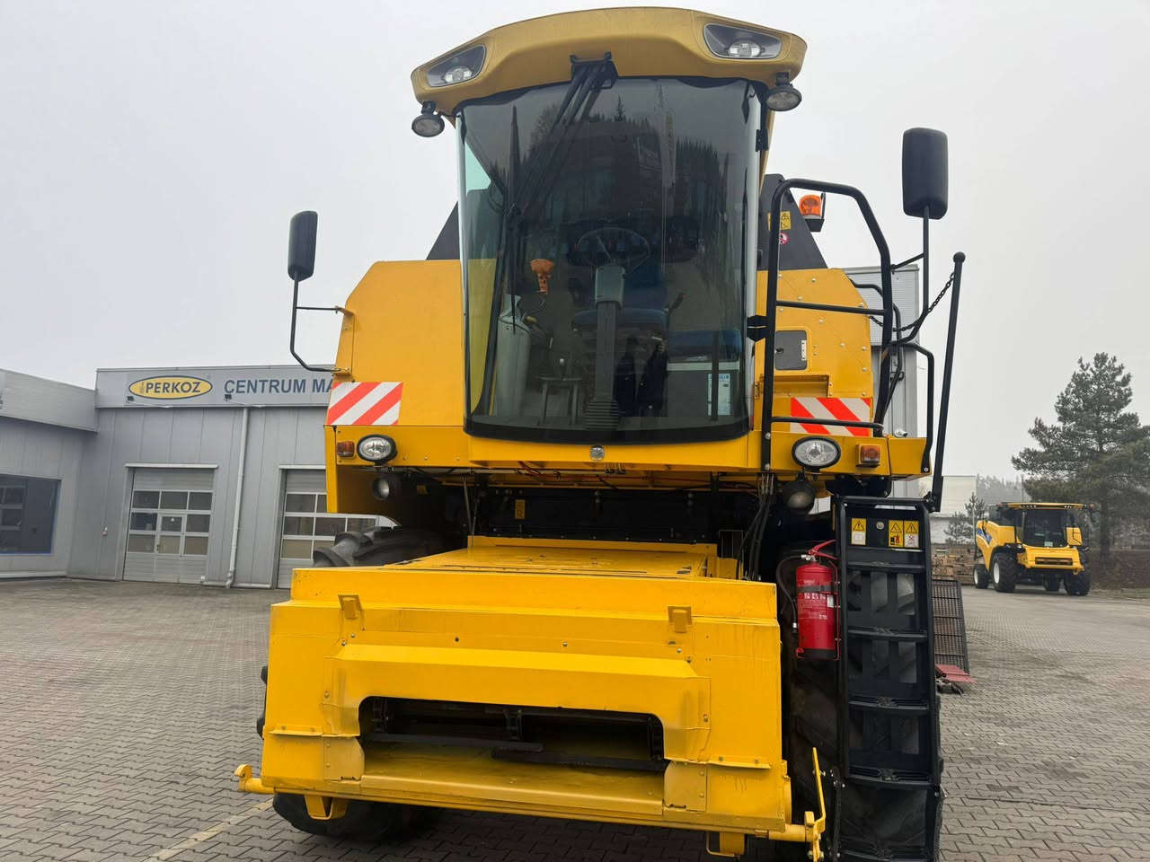 Newholland tc5070
موديل 2009
مشتغلة 1300 ساعة فقط
(5 بلم دبل دبل درام هايدرو طبلة 15 ) 
تاير حرفش فول مواصفات كفالة عامة شرط من كل شيء
مكان الحصادة أوربا ❗
مدة الوصول من 20 إلى 40 يوم بعد الحجز 
بدون حجز مابيع ❗ 
للاستفسار خاص أو  3197010285034+


**إذا كنت صاحب هذا الإعلان وتريد حذفه لأي سبب، رجاءا أرسل رسالة إلى الدعم الفني**