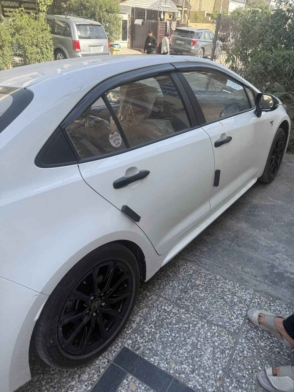 السلام عليكم للبيع موديل ٢٥ فول مواصفات GR ماشيه ١٣ الف عارضها ١٧٢ ورقه وبيها مجال بصيط السيارة كفاله عامه عنواني بغداد الكرخ ***********
