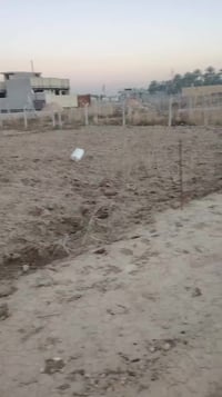 أرض • قرب سيطرة الاثار • ٢٠٠م