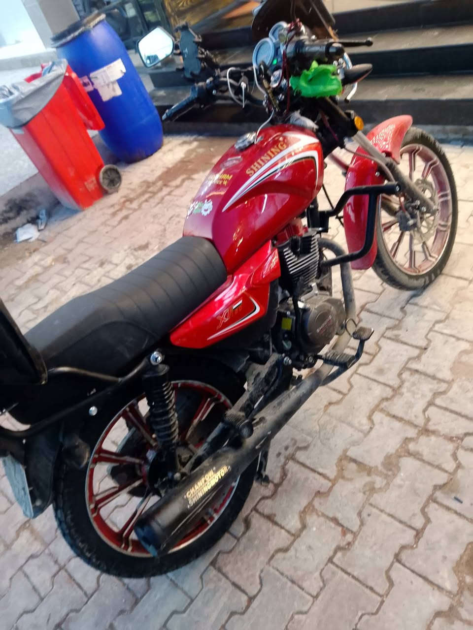 اسلام عليكم شاينك موديل 2026مرقمه بغداد بسمي دراجه جديده ماشيه 3الف فقط


**إذا كنت صاحب هذا الإعلان وتريد حذفه لأي سبب، رجاءا أرسل رسالة إلى الدعم الفني**