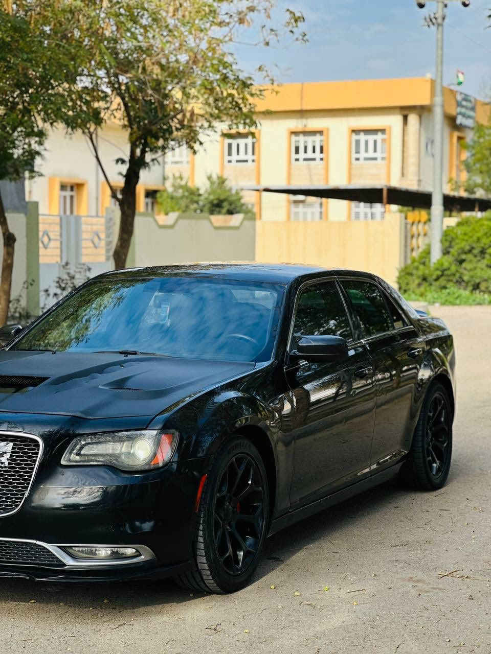 سلاوی خوا لە هە موو لایە ئوباما  براوەی سنوق
براوەی سنوقە مودیل ٢٠١٤رەشی قەتران ٦ پستون کامل مە سرف تە بریتوو گیروو مەکینە بە شەرت پیشوو پشتی گوراوە کامل جوانکاری بە شە رتی سەقفوو حیزاموو زەربە ش هە موو گیانی بە شە رت گورینوش بە شتی بە دلم بیت سعری ٦٦ معامە لە 
*********** شوین کە لار
