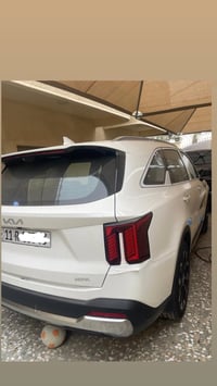 سورنتو ٢٠٢٥  ماشيه ٥٠٠٠  ٦ سلندر  داتا شنو  فول عدا البانوراما  مكفوله...