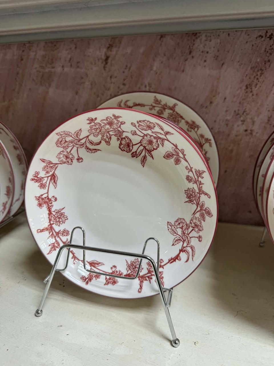 يالله وصول بضاعه جديدة من الفرفوري والجداري الكرانيت الزيتي والطاوات الزيتيه ومجموعه مختلفة من البضائع العنوان مجمع حطين مدخل العارضه انسب لاسعار حياكم الله


**إذا كنت صاحب هذا الإعلان وتريد حذفه لأي سبب، رجاءا أرسل رسالة إلى الدعم الفني**