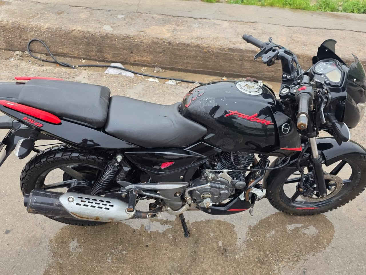 السلام عليكم بولسر نيون 150
موديل 23. اوراق ضايعة عوزها ترتيب بل كهربائيات السعر 650 مكانها التاجي الرقم ***********
