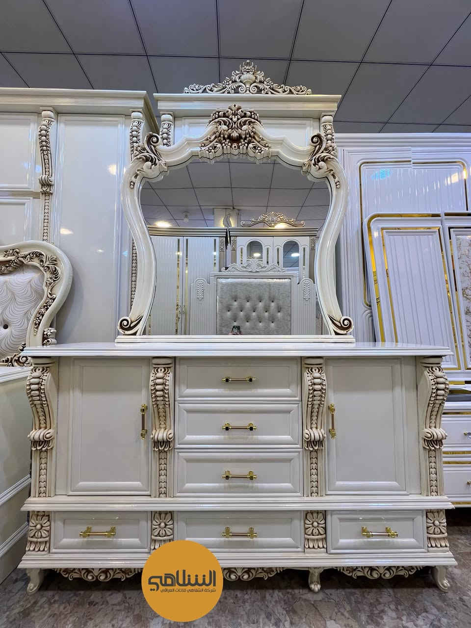 فخر النجارة العراقية 🇮🇶

موديل هنادي 

نجارة عراقية 100‎%‎ 

ضمن وجبة الدرجة الممتازة 

ضمن وجبة الاصباغ البوية 

السعر 3 ملايين و800 الف فقط

غرفة 6 ابواب طابقين محلق 

تتكون من 10 قطع

ارتفاع الكنتور 272سم

عرض الكنتور 344سم

عرض الكنتور مع زاوية ضلع واحد 464سم

السرير بلوك بورد الماني 

طابورية جلوس اضافية 

شركة الشلاهي للأثاث العراقي 

العنوان محافظة واسط قضاء العزيزية قرب كراج بغداد 

خدمة التوصيل والشد مجاناً الى جميع محافظات 
العراق

خدمة استبدال الغرف القديمة بالجديدة مع الاتفاق على الفرق 

خدمة الصيانة ما بعد البيع لمدة سنتين مجاناً 

***********

***********
