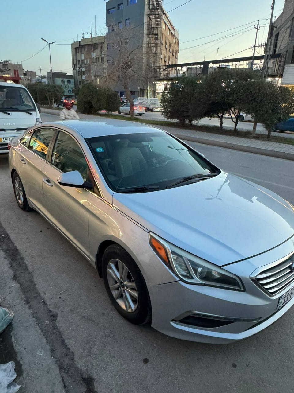 السلام عليكم سوناتا موديل ١٥ للبيع
حادثها مرفق بالصور كلين نضيف سياره جاهزه مابيها اي نقص 
رقم بغداد باسمي تحويل ثاني يوم وبلخير علياخذها 
*********** السعر ١٢٧ وبيها مجال
