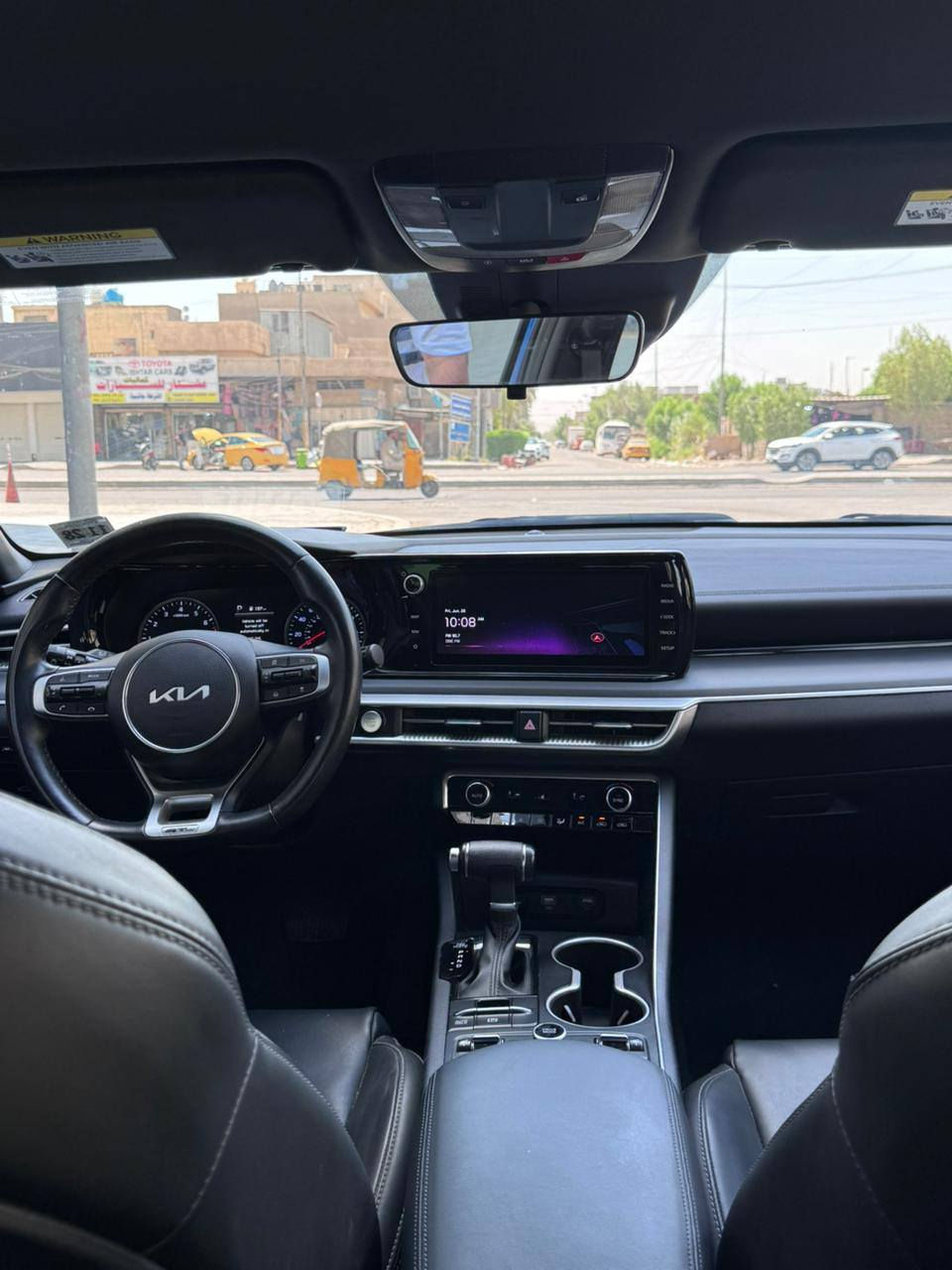 السلام عليكم
‏K5 موديل 2024
 ماشيه 6 الف كيلو
محرك 1600 تيربو  
مواصفات GT LlNE

فول مواصفات عدا ال  بنوراما
حادثها دعامية وصندوق خلفي بدون ايرباك 
بدون رقم حرة 
1-بصمه
2- قياده ذاتيه ؏ الخطوط السريعه 
3- مانع انزلاق
4-بك لايت ليد
5-شاشة
6- كامره 
7- كشافات امامي
8-شاشه اعطال
9-رادار جانبيه
10-مراقبة النقطة العمياء
11-رادار الخطوط البيضاء 
12-اشاير بالمري 
13-كشنات جلد 
مكان السياره بغداد / ***********
السعر 175 ورقة
