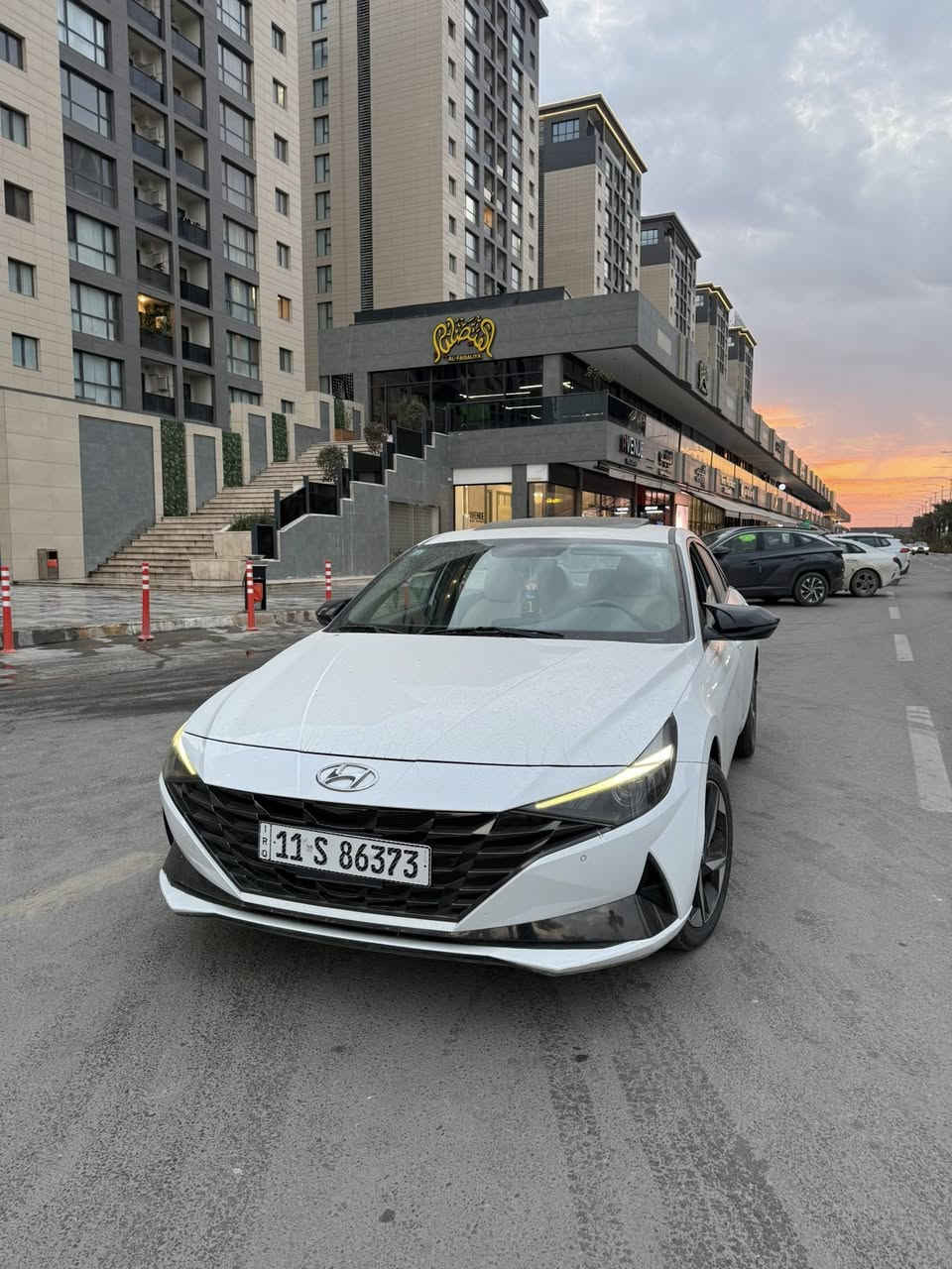 مكلف على النشر
السلام عليكم للبيع النترا 2022 خليجيه رقم بغداد الجديد بأسمي مداور ثاني يوم ماشيه 68 KM  السياره گير محرك صدر كله كفاله   مواصفات الخليجي معروفه 
ويل كب 18 
بك لايت و ماصدات LED 
بصمه
فتحه
داخل جلد + تغليف 
قطعتين تبريد
شاشه كبيره
وباقي المواصفات المعروفه
ملاحضه ‼️
السياره بدون قطرة صبغ بيها تبيدل بابين اصلي نفس اللون يقره بالسونار باب مفتوح فقط  الباقي كفاله عامه
مكاني بغداد حي الجهاد
السعر 165 💲 وبيها مجال بسيط 
للاستفسار  📞***********
