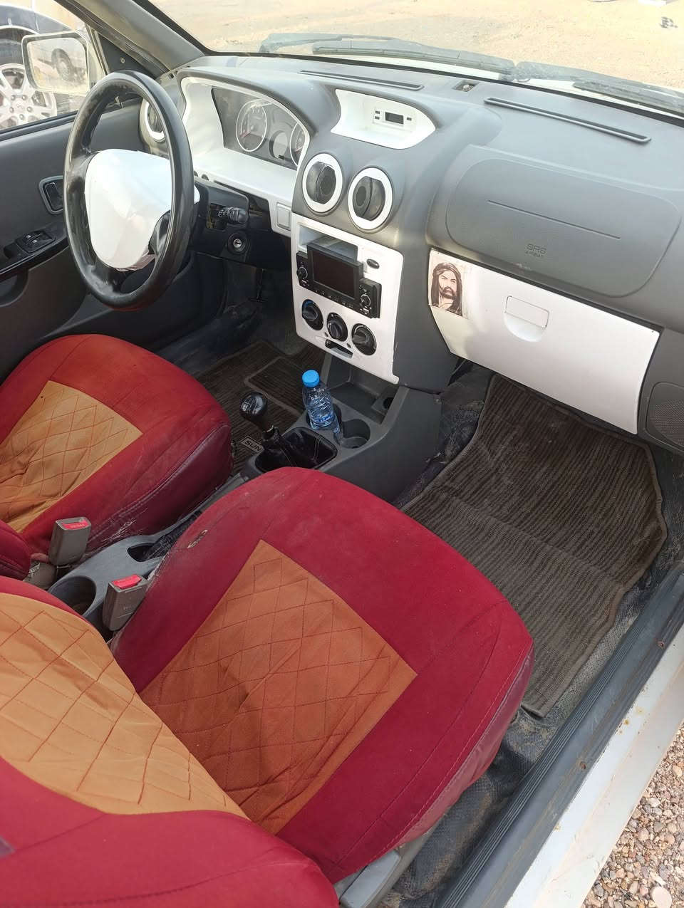 سلام عليكم سايبه 2018 سياره شوف العين مامكفوله عدك قماره بيها معجون وصبغ سنويه تنتهي 2028 كير مكينه حلوات مكان بصره قبله سعر 32 بيه مجال ***********
