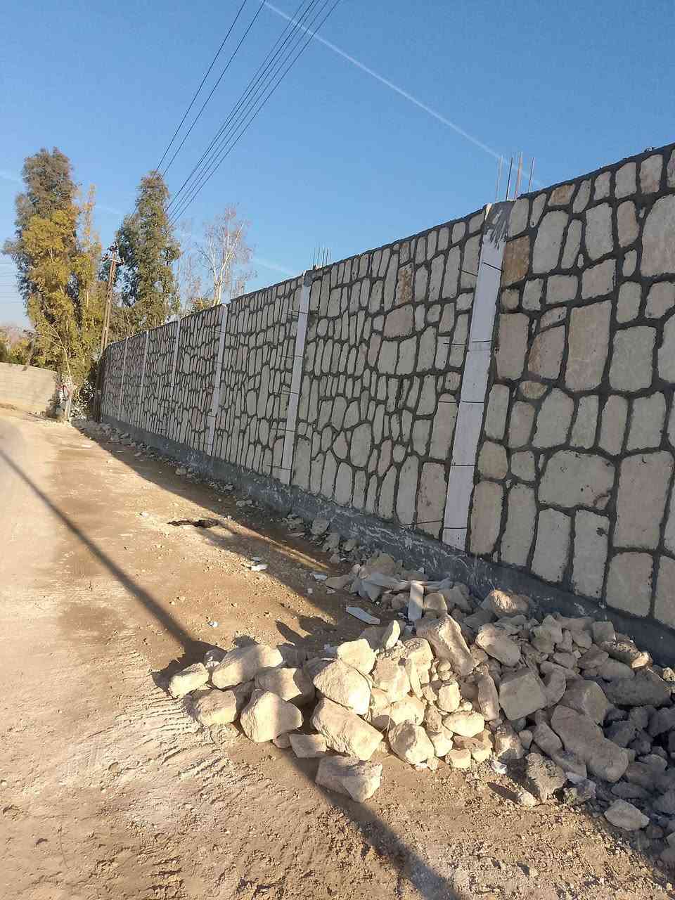 السلام عليكم
عمل حجر تكسيه شواطي جدارات كافت اعمال الحجر مزارع وشاطيات ***********
