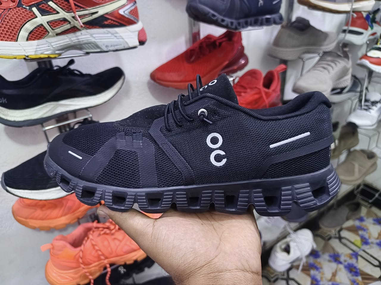 ترانشوز باله رياضي ماركات عالميه
العنوان الماجديه شارع الملعب 
قرب السوق محل ابوذر 
***********
