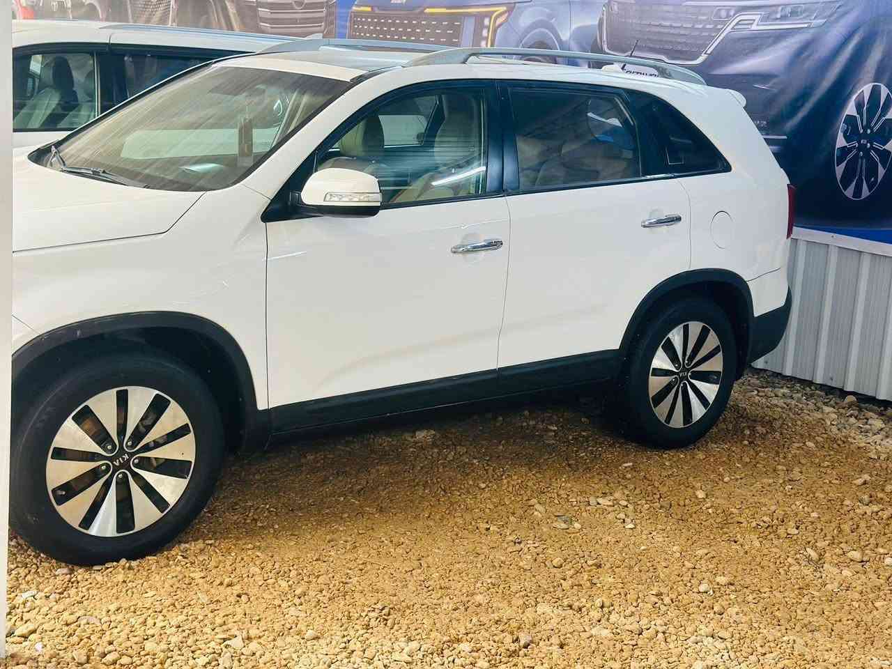 البيع سورنتو
موديل 2011
فول موصفات سياره جديده مكفوله محرك ٣٥٠٠ بلدي سياره جديده كرتون
سعر ١٥٥&
اتصال ***********
