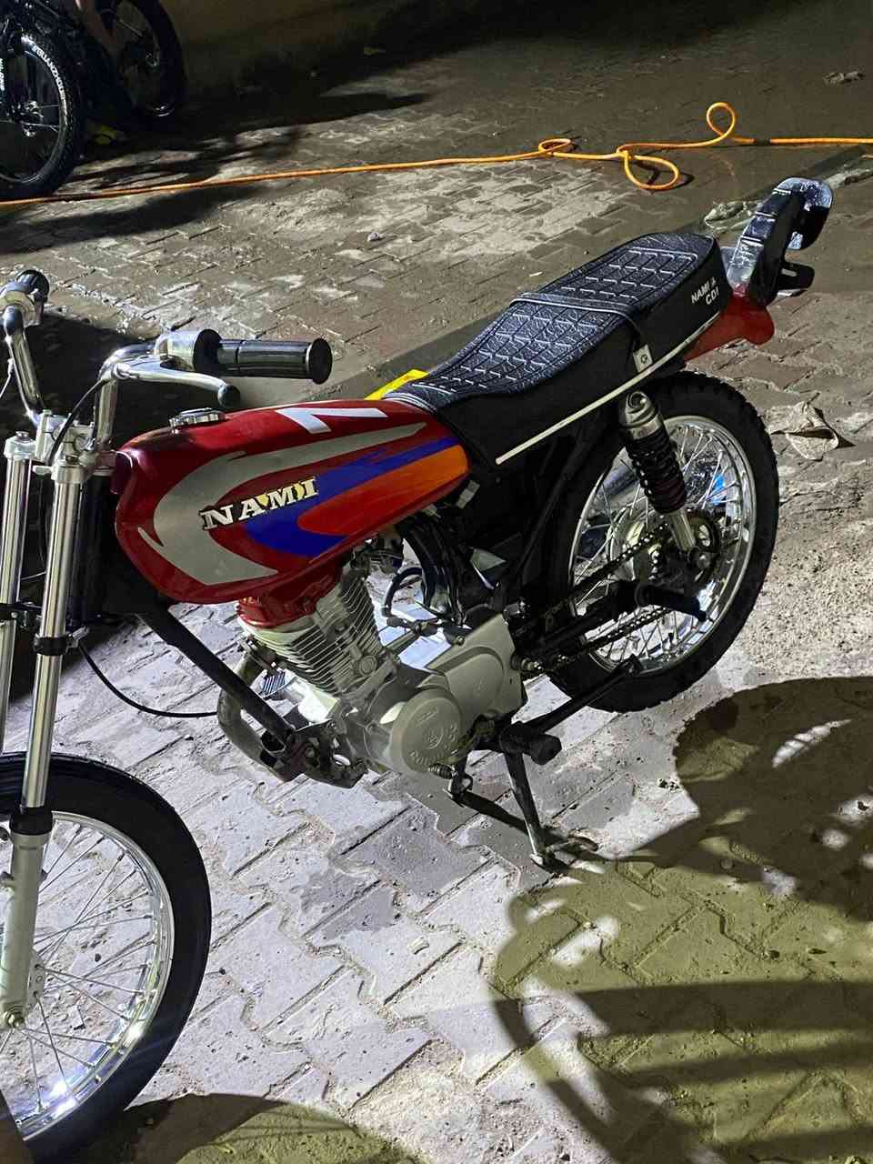 تايكر2021 للبيع ❤
سلام عليكم ايراني تايكر حربي دراجه خير من الله شلعه ومعدل تخبل بيه ويالهه مال نامه اصليات جدد هنه وتايرات مصارلهن سبوع راسطه باكستانيه اصليه دبلات امامي خلفي كله شغال دراجه هندر واحد بكل وقت دراجه كامله مابيه نقص برغي تجي تشغل وترايك وين متريد كابريتر جديد سترين ومجامع جدد صالصنه ما سولف عليه صوته يخبل ولدراجه شوفت عينكم نصبه تخبل رايده ب375 وبيه مجال حك الجيه مكاني بغداد/بغداد الجديده 
*********** وبي وتساب
