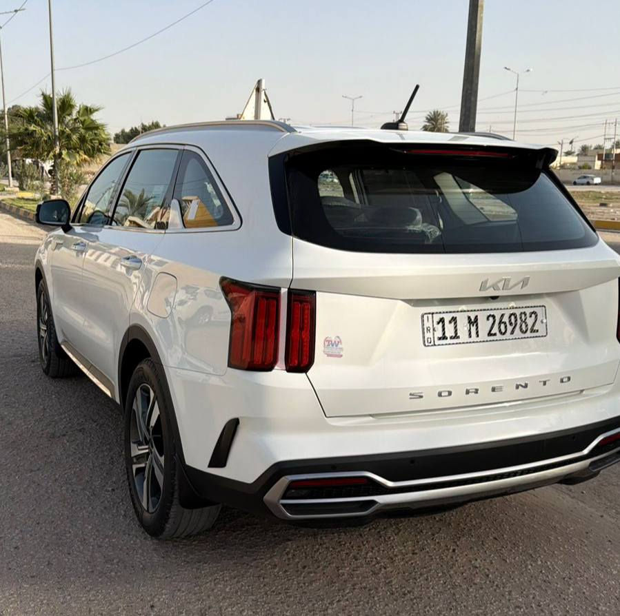 سورنتو 2022 خليجي
السياره جديده 
رقم بغداد انكليزي بسمي 
مكينه v6
السعر 275
مكان السياره بابل حله 
***********
