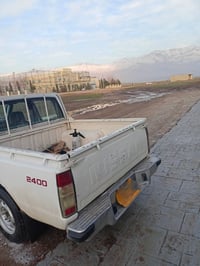 نيسان بيكاب • ٢٠٠٢ • قفل مركزي