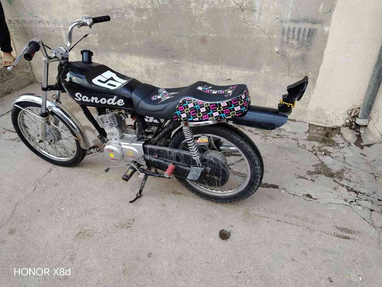 تايكر 2023زيرو ما مفتوحه شرط برغي ما ناقصها السعر ٤٠٠ وبيها مجال شي بسيط التواصل خاص *********** وبي وتساب
