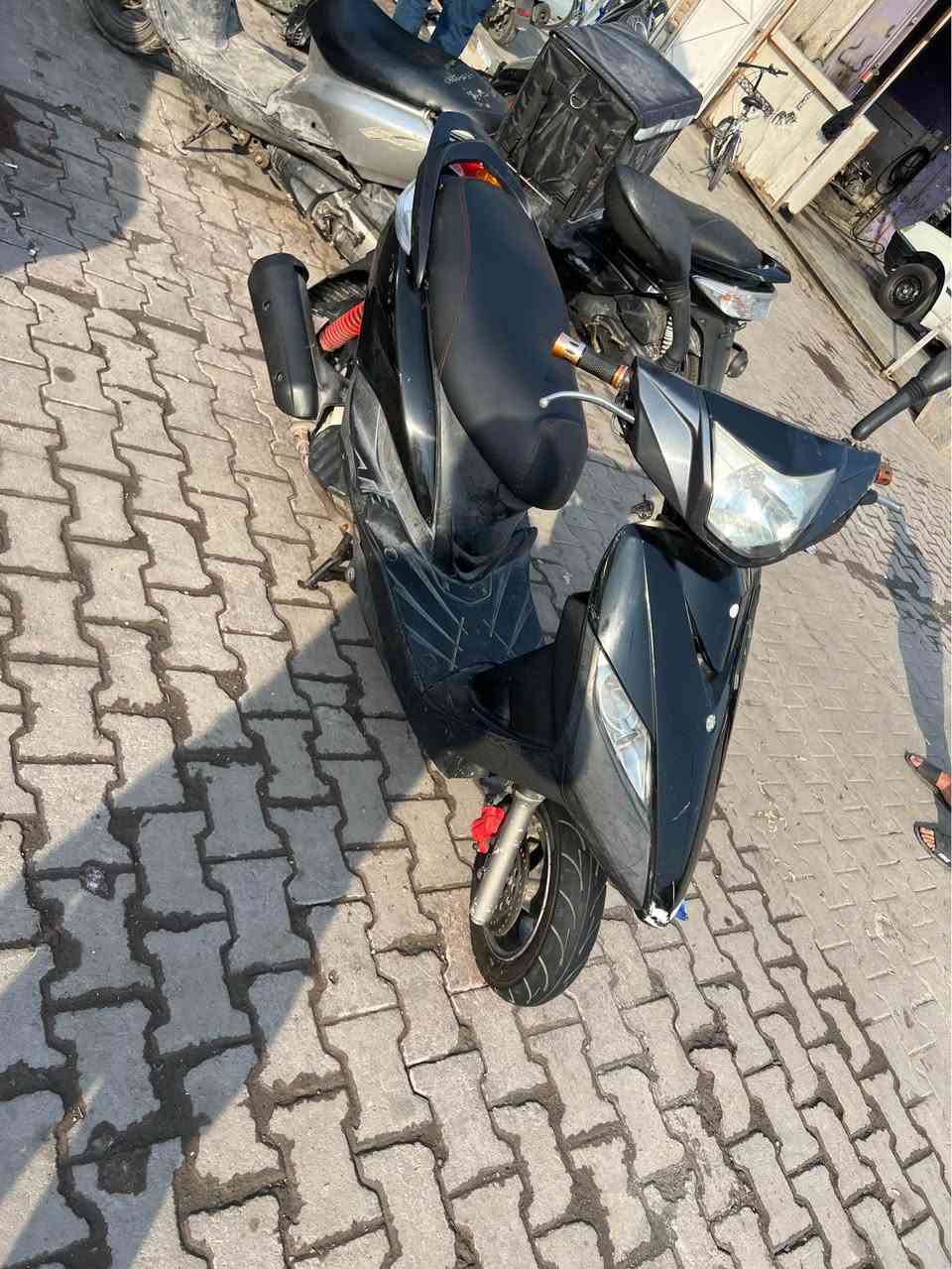 ثعالب جديده ما بيه اي نقص مكينته ما مفتوحه وسعر ٦٥٠ ألف *********** بغداد, العراق
