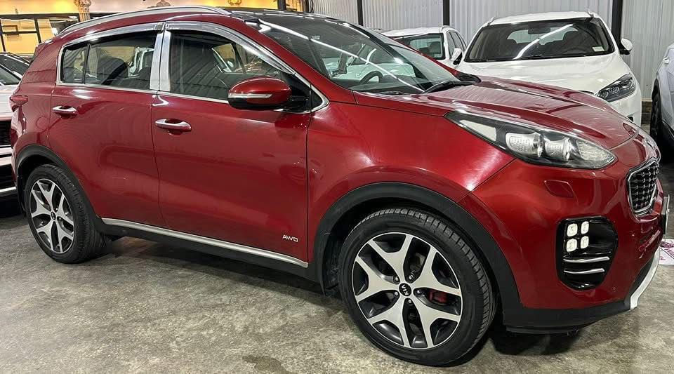 سبورتج خليجي 2016 GT لاين للبيع
مكفولة لاضربة ولا صبغ 
رقم بغداد
فووول مواصفات 1/1
بصمة
بانوراما 
صندوك كهرباء 
مري شفط
محرك 2400
كشنات جلد كهرباء 
تدفئة تبريد بالكشنات 
تدفئة بالكشنات الخلفية 
حساس امامي خلفي
لد امامي خلفي
رادارات
فور ويل
مود درايف 
شاحن موبايل 
السعر 162 $
الكريعات / شارع الوقف السني (معرض اودين)
للاستفسار اكثر

*********** 
***********     ابو نمر
