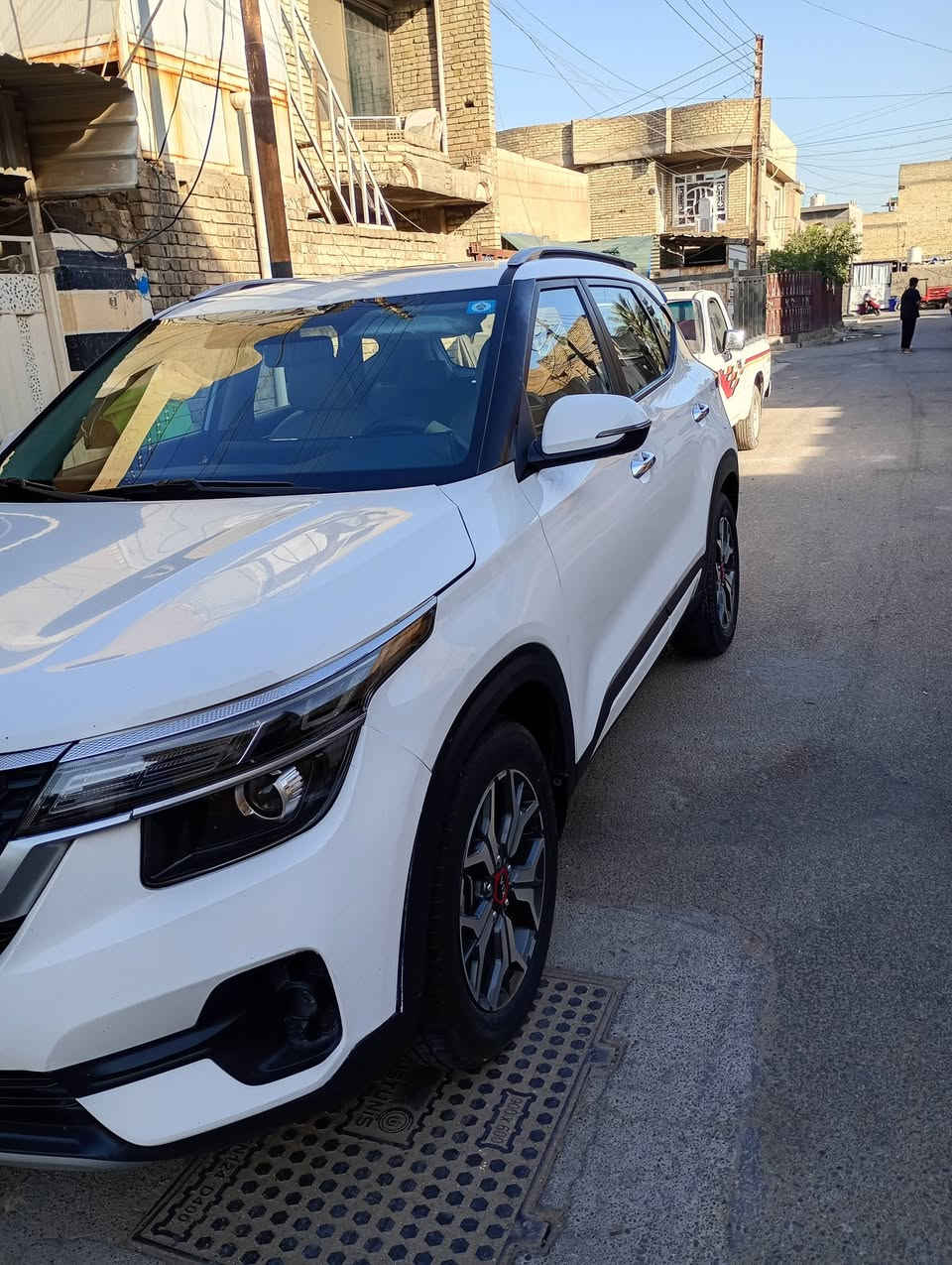السلام عليكم كيا سيلتوس للبيع موديل 2020 رقم بغداد استيراد الشركة الدولية كتلوكات الشركة وياها محرك 1600 تجميع الهند كير at
مقاعد جلد بصمة قطعتين تبريد باقي المواصفات معروفة بيها بارد بسيط كد اصبعين بالجاملغ الامامي جهة السايق تكحيل كارت  وكذلك باب الصدر بارد جدا قليل السيارة جديدة السعر 140 بيهة مجال بسيط 
***********
