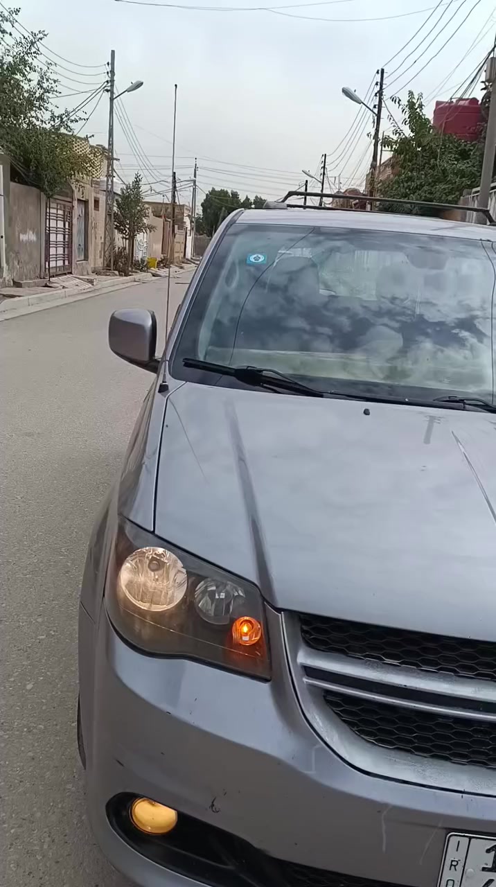 دوج كرفان
 موديل 13
بيبان كهرباء
جنطة كهرباء
كشن السايق كهرباء
3 قطع تبريد
6 سلندر
مكينة 3600
كشنات سياحي
الجنطة شفط
 رقم بصره دولي السيارة باسمي 
 السيارة داخله اكلين بدون حادث بلعراق بيها طخات مكانات ومعمرات يعني ابيع مصبوغة احزام
السعر 125  مكاني بصرة قرنة 
الاتصال على الرقم ***********
