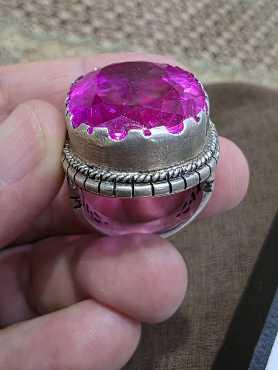 يوجد توصيل


**إذا كنت صاحب هذا الإعلان وتريد حذفه لأي سبب، رجاءا أرسل رسالة إلى الدعم الفني**