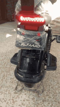 السلام عليكم ماطور شحن للبيع  
بيع مستعجل 

4بطاريات 🔋شرط جدد 

بصمتين تشغيل عن بعد
🏷️
اسويجات 2تشغيل 

انذار سرقه🚨

قفل تاير 🔐
سرعه 80 
اربع نمرات4
لايت عالي وناصي 

فول موصفات النضافه فول  السعر 150 
الرقم *********** كورك.   *********** اسيا
