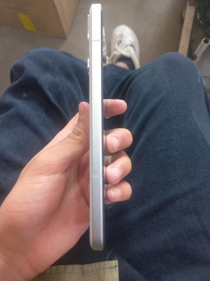 سلام عليكم
بوكو F6 برو الجهاز وترر نضافه 100%

ذاكرة ٥١٢ كامل ملحقاته موجوده شاحن كفر وكارتونه 

الجهاز مستخدم شهرين نضافة كدام العين 

سعر ٤٠٠ بي مجال بسيط ،


**إذا كنت صاحب هذا الإعلان وتريد حذفه لأي سبب، رجاءا أرسل رسالة إلى الدعم الفني**