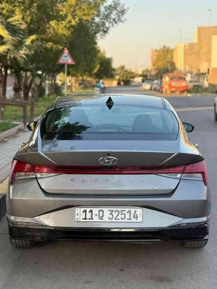 � هيونداي إلنترا 2023 هايبرد – حادث خلفي بسيط
وبيها حادث مسبق سونار موجود خاص 

📍 مكان السيارة: بغداد – حي القاهرة

✨ المواصفات:

 • دخول ذكي + إنارة ترحيبية بالمقابض
 • صندوق ذكي
 • رادارات 360°
 • نظام المحافظة على المسار + قيادة شبه ذاتية
 • باك لايت LED
 • تدفئة المقاعد 
 • شاشة مناخ مزدوجة
 • شاشة عدادات ديجيتال
 • نظام صوتي من شركة Bose
 • Auto Hold + هاند بريك بصمة
 • وضعيات قيادة (Normal – Sport – Smart)

💰 السعر: 140

📞 للاستفسار:
***********
***********
